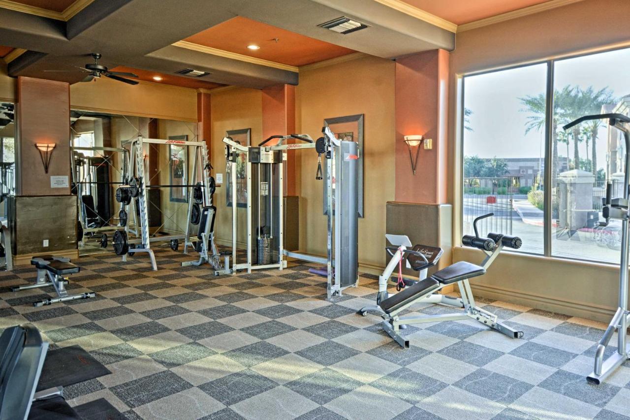 Gated Gilbert Condo Patio And Resort Amenities Mesa Exterior photo